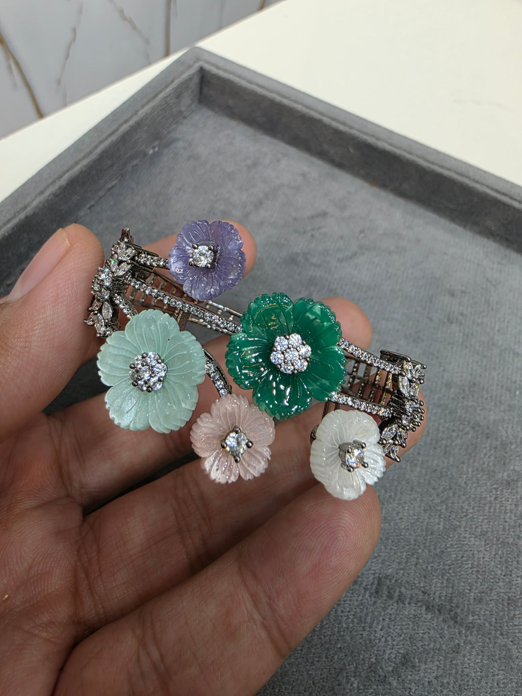 Floria carving stone openable bracelet- Multi