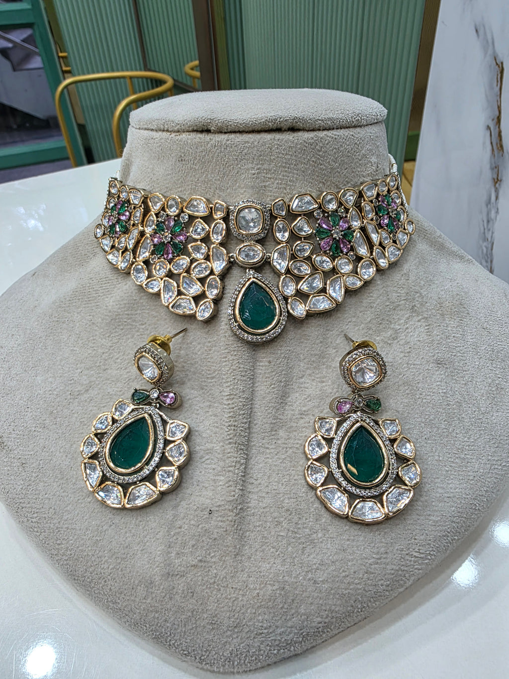 Arifa Polki Kundan Choker Necklace Set- Emerald Multi