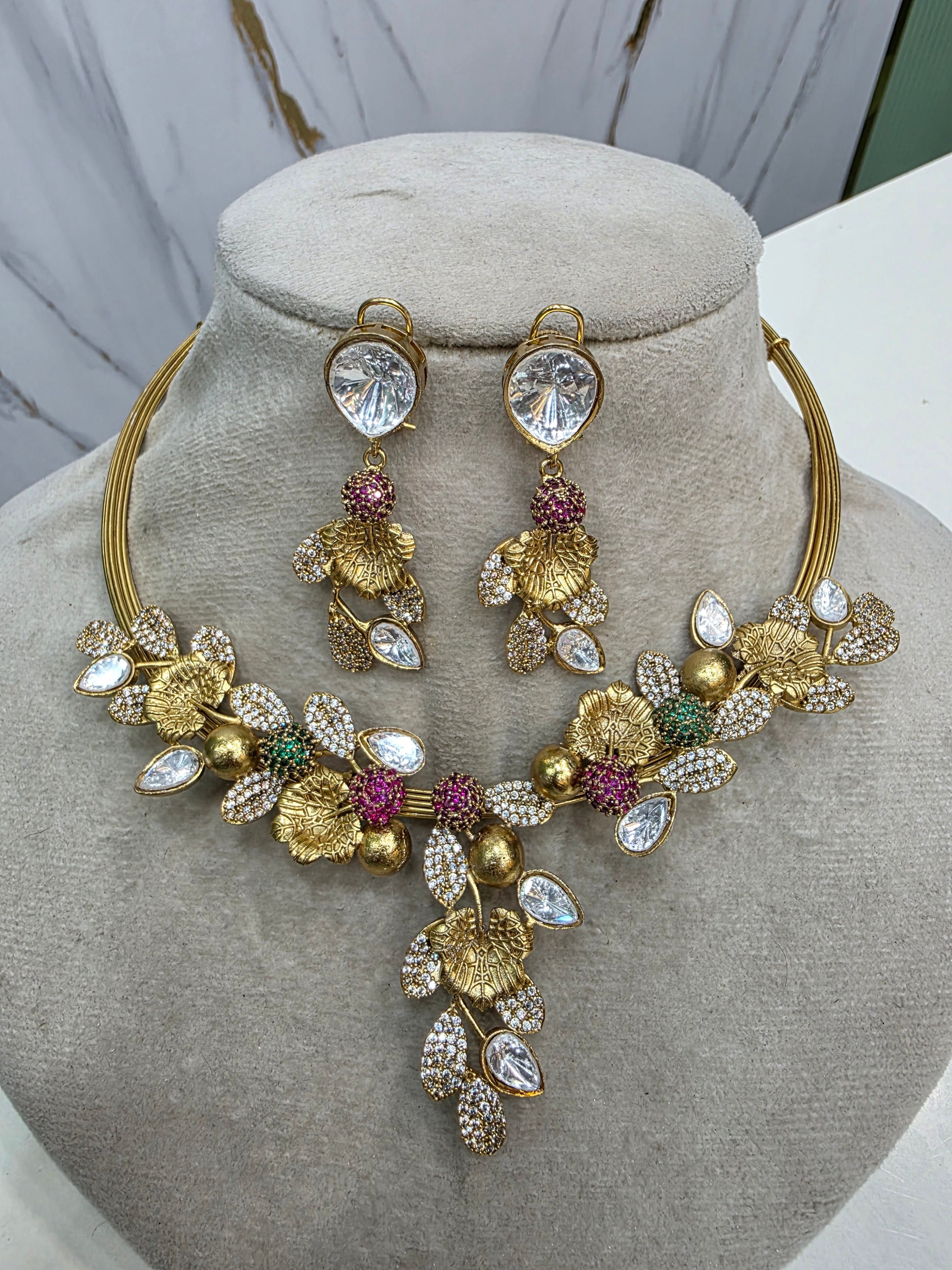 Anjuna Handcrafted Moissanite Hasli Set- Ruby Green