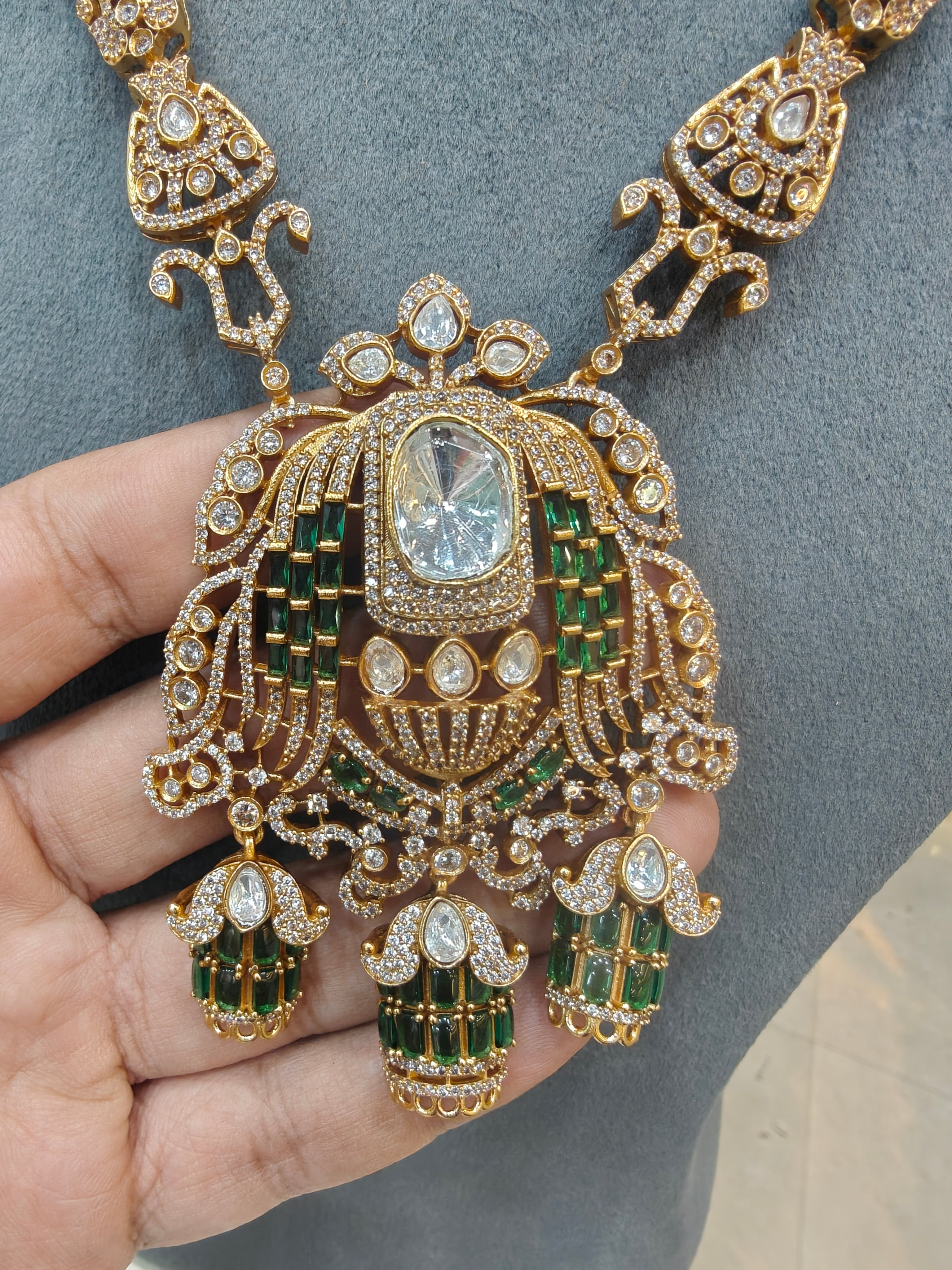 Athiya Statement Heritage Necklace Set- Emerald Green