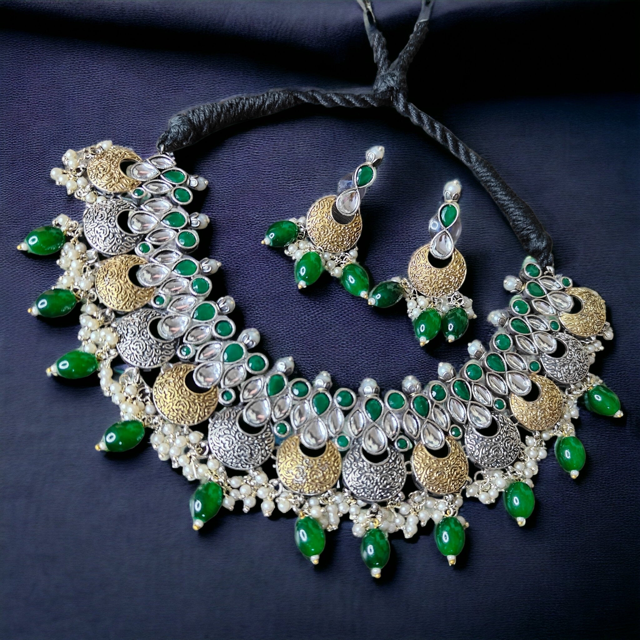 Aapti Dual Tone Necklace Set- Green