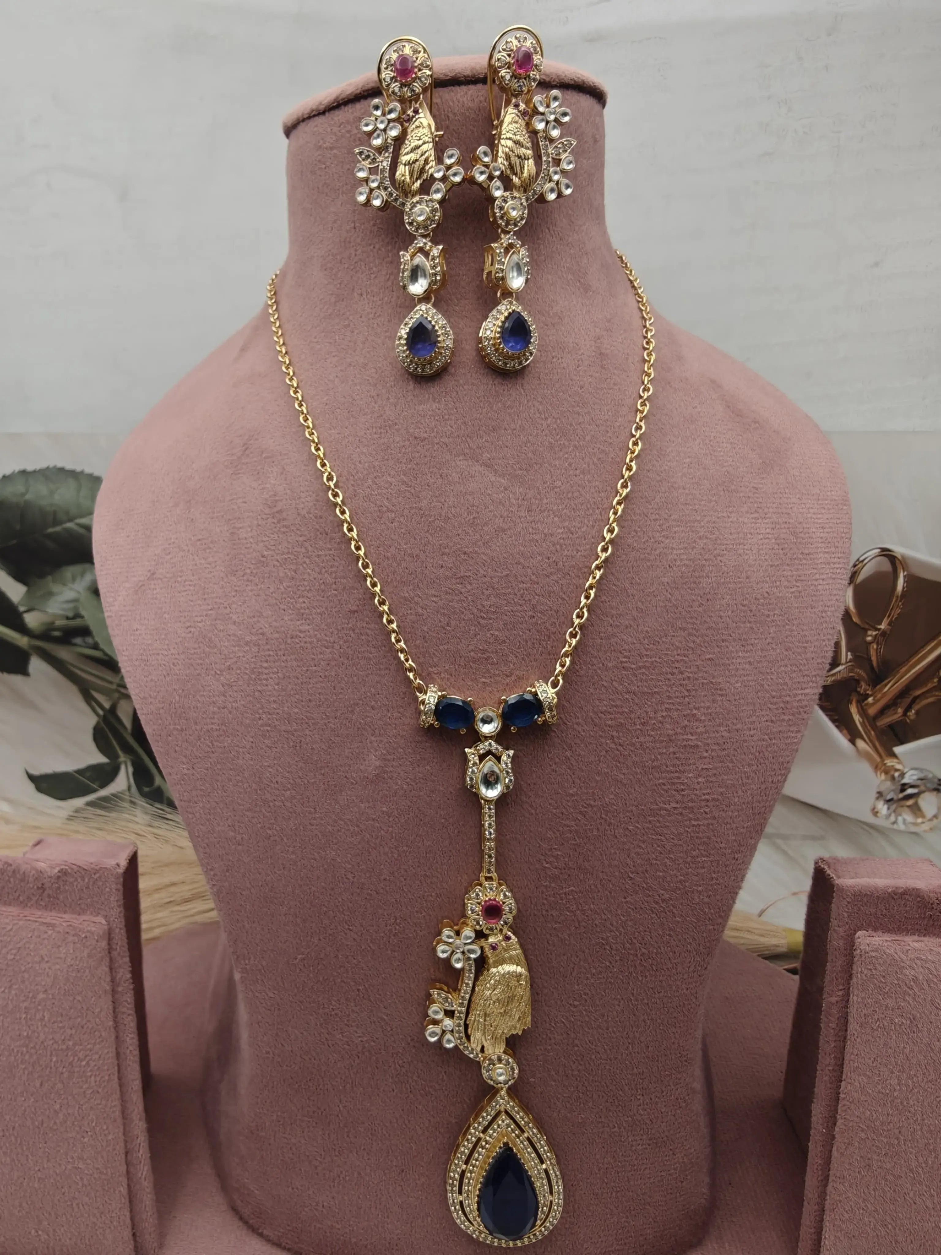 Owl-inspired Doublet Pendant Set - Blue