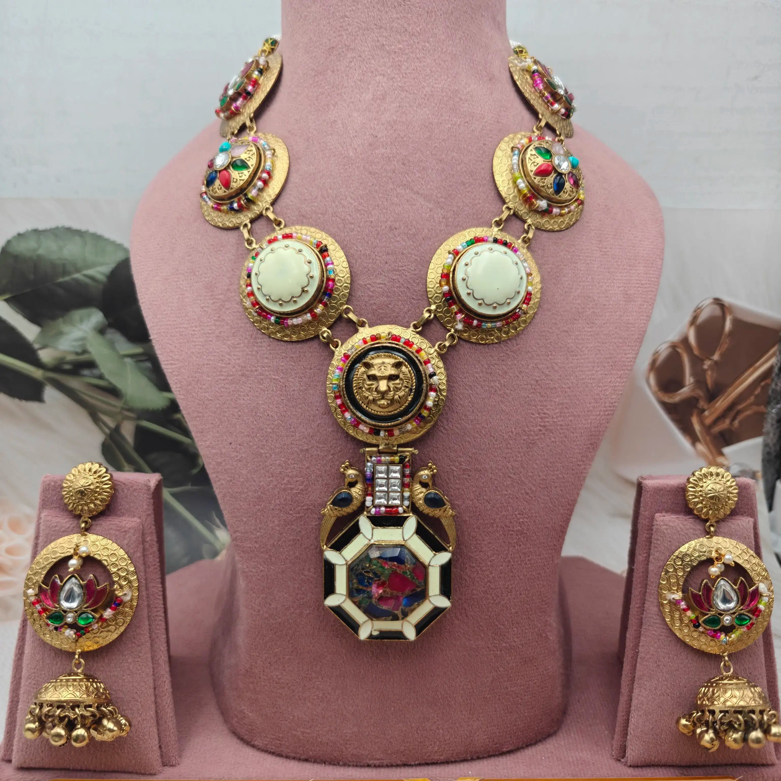 Sabya Inspired Amrapali Fusion Necklace Set