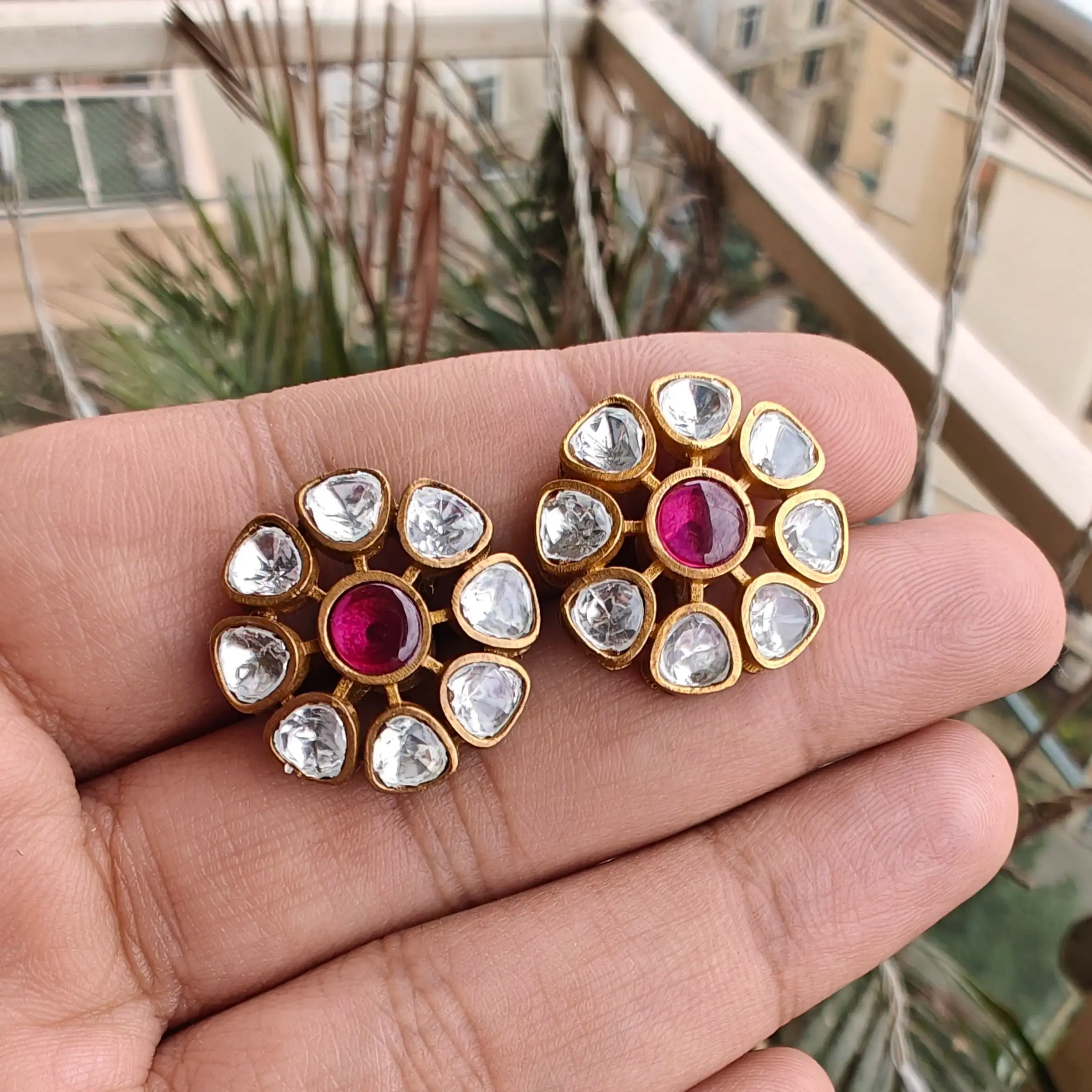 Rasha Uncut Polki Studs- Dark Pink