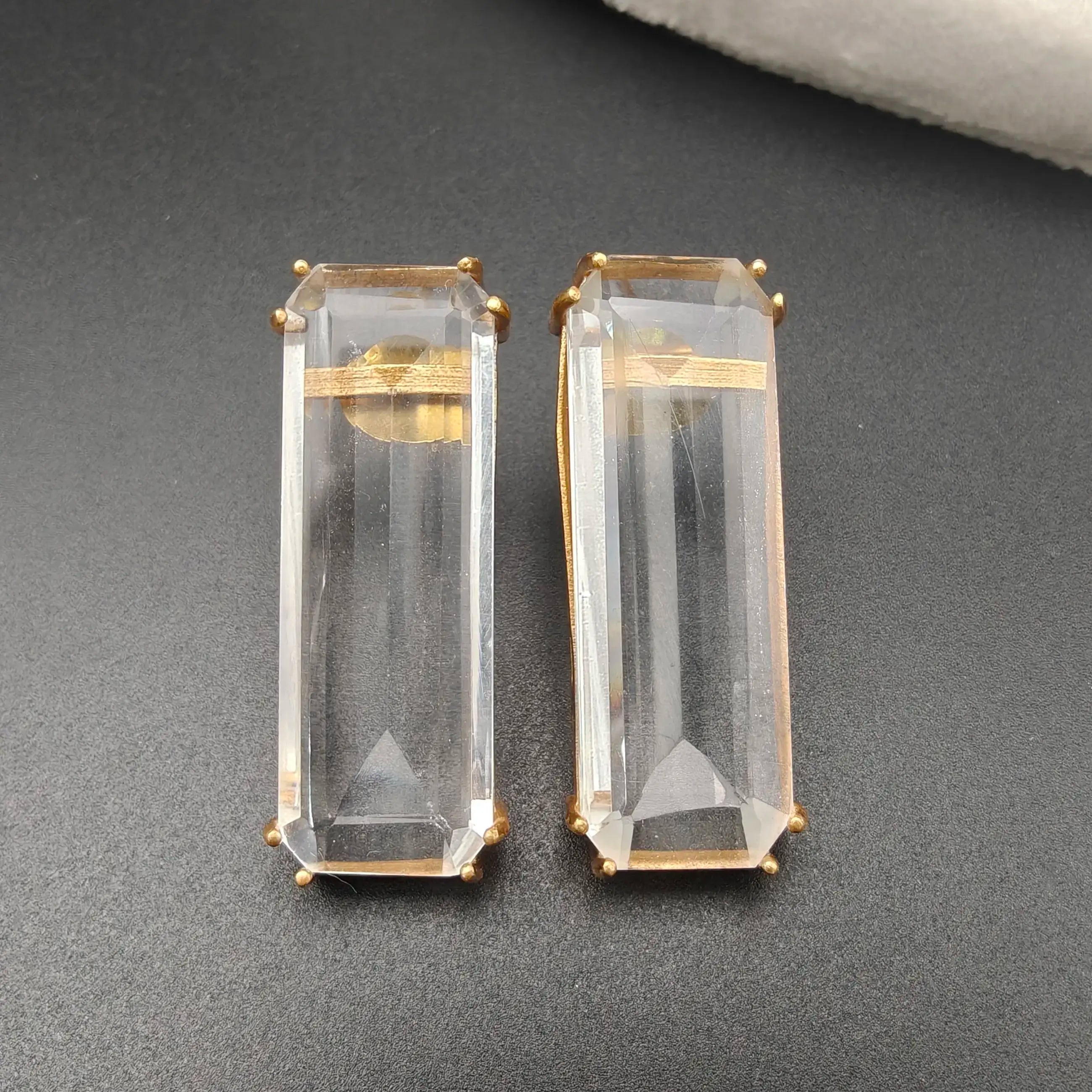 Rishita Crystal Studs - Clear White